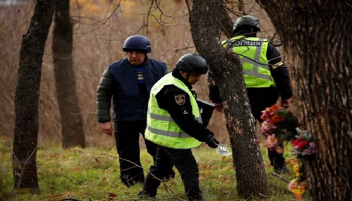 Ukrainian investigators find bodies with signs of torture in Kherson: minister