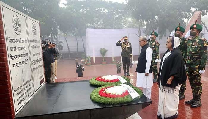 PM pays glowing tributes to Bangabandhu, martyred intellectuals