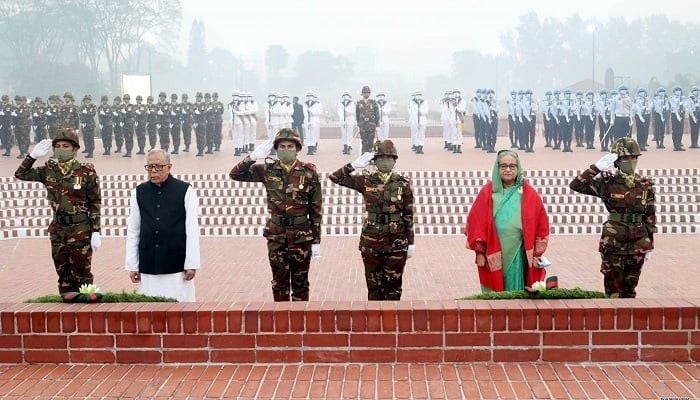 President, PM pay rich tributes to Liberation War martyrs