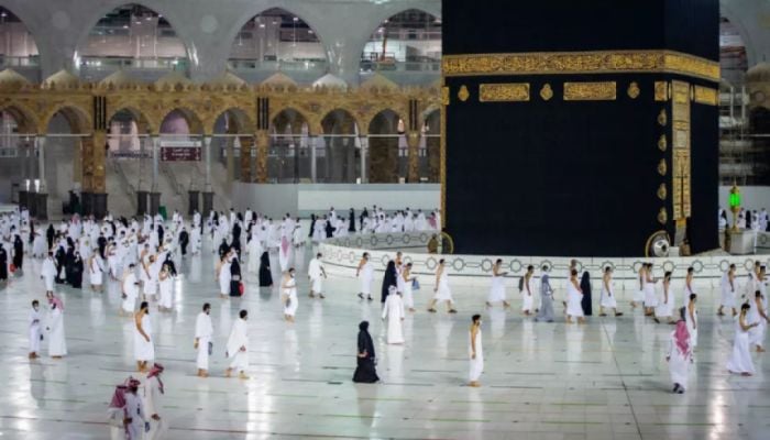 Fingerprints must for pilgrims from Bangladesh among 5 countries for Umrah visa
