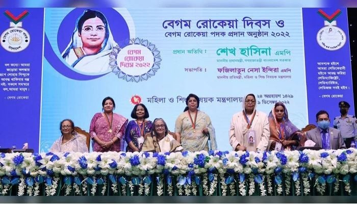 PM hands over Begum Rokeya Padak to five women