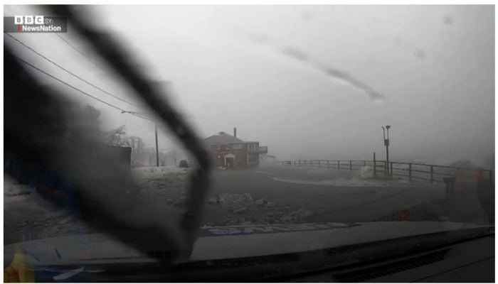 Winter storm's icy blast hits 200 million in US