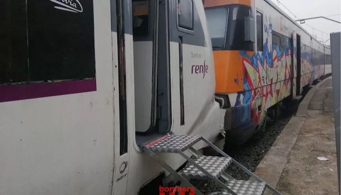 At least 155 injured in Spanish train collision