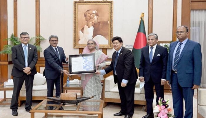 PM receives 'IDF Global Ambassador for Diabetes' title