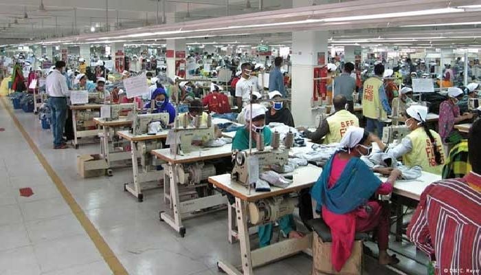 Exports reach a record $5.37 billion in December