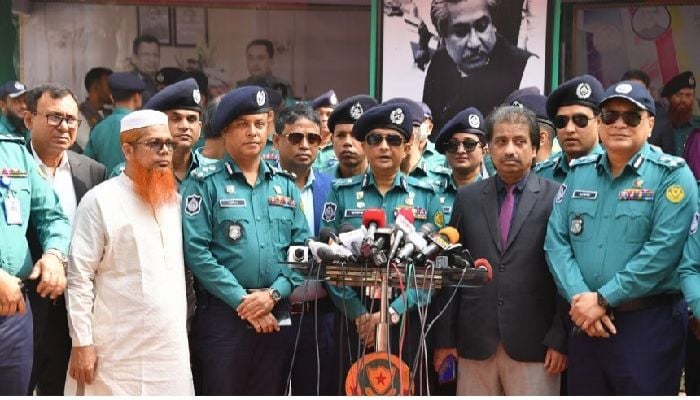 No security threats over Amar Ekushey Book Fair: DMP commissioner