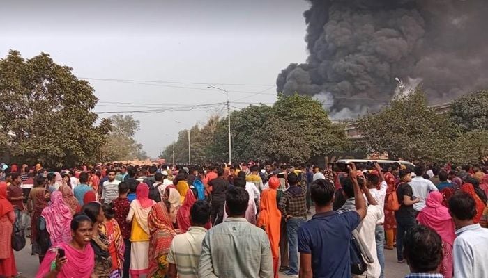 Bag factory in Mongla EPZ catches fire