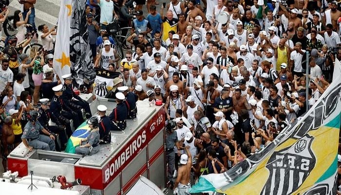 Brazil bids farewell to beloved Pele