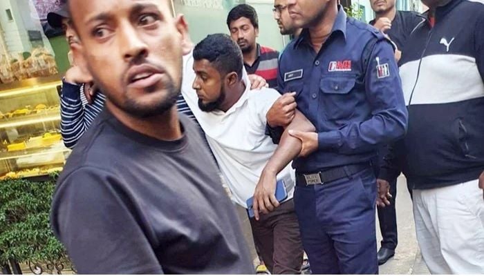 Pedestrian shot during shooting in Gulshan
