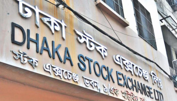 Stocks increase as investors hope for supportive monetary policy