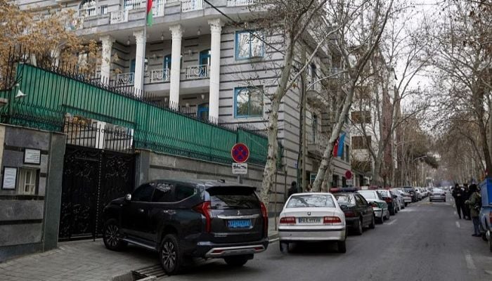 Azerbaijan evacuates Tehran embassy, blames Iran for attack