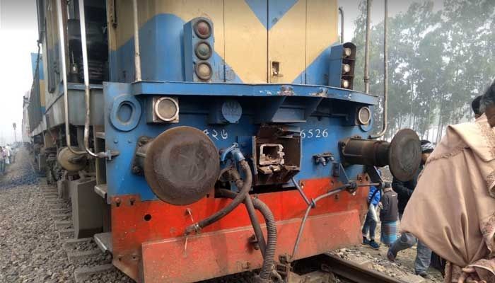 10 injured in train collision in Chilahati