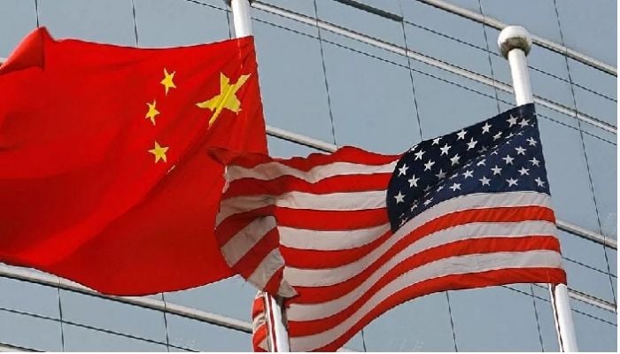 US tracking suspected Chinese surveillance balloon
