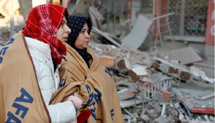 Turkey quake toll tops 9,500