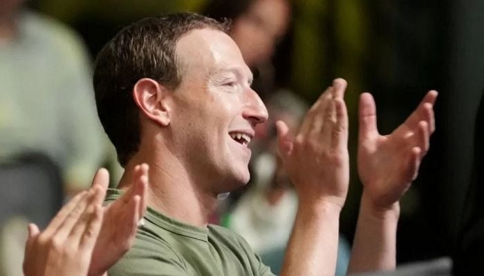 Quarter of world population on Facebook in December