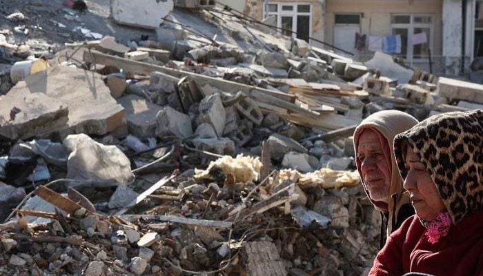 Survivors stuck without water or heat as deaths top 19,300