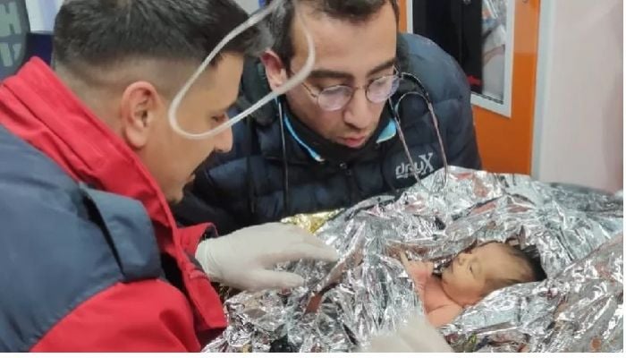 New-born and mother saved after four days in rubble