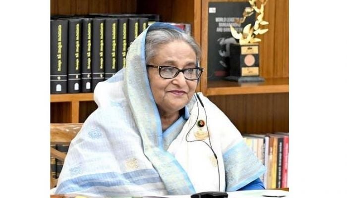 Remain alert as none can create crises of essentials on Ramadan: PM
