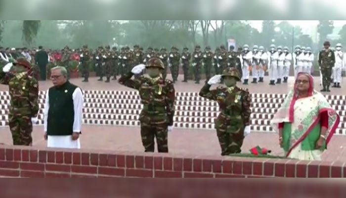 President, PM pay rich tributes to Liberation War martyrs