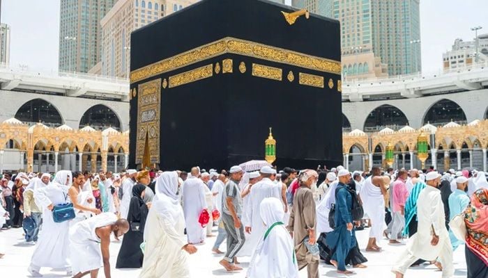 Tk 11,725 reduced for Hajj package