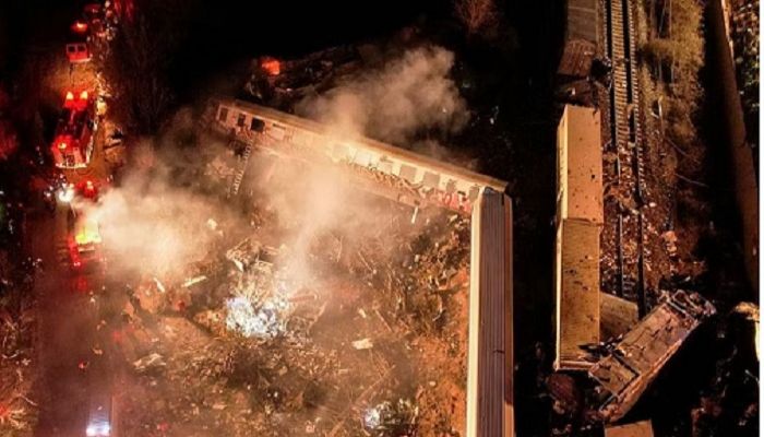 26 killed as two trains collide in Greece