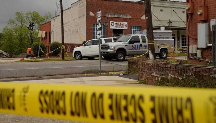 Four killed, multiple injuries in Alabama shooting