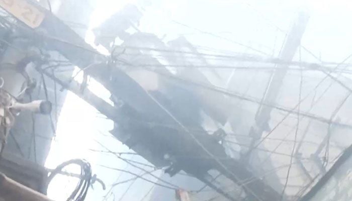 Ceramic godown in Chawkbazar catches fire