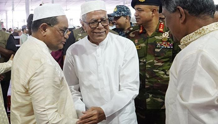 President Hamid urges rich people to stand by the poor
