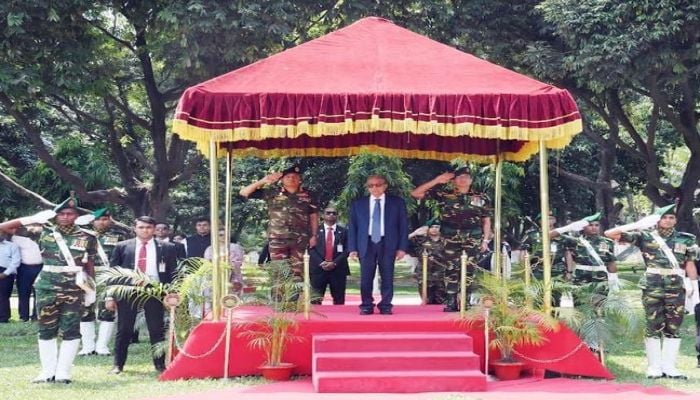 Bangabhaban bids farewell to President Hamid