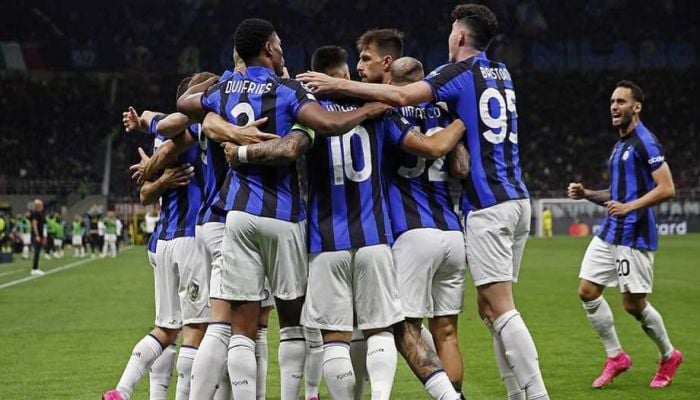Inter strike early to take control of semi-final derby