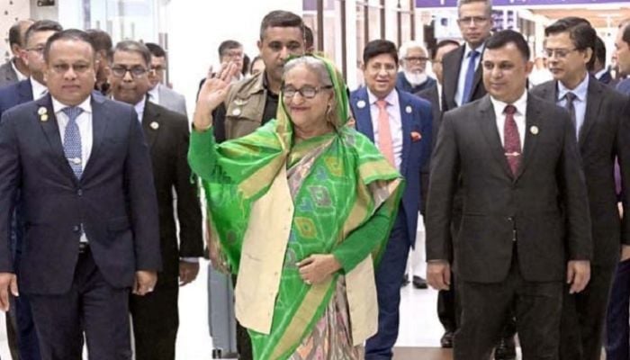 PM returns home from Qatar