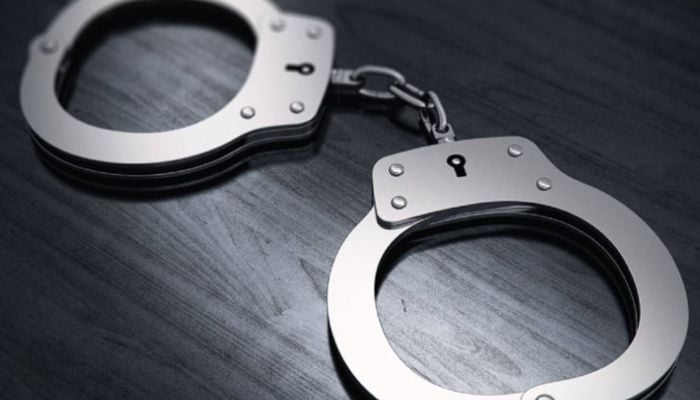 Fugitive JMB member held in Dhaka
