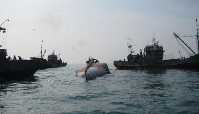 Chinese fishing vessel capsizes in Indian Ocean with 39 missing