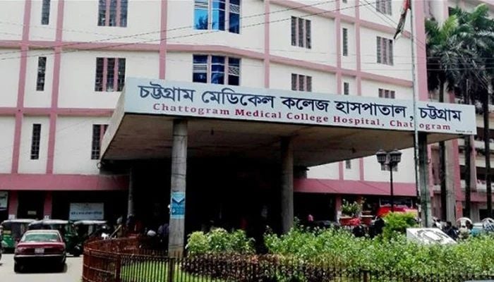 Mother, child among 3 killed in Chittagong fire