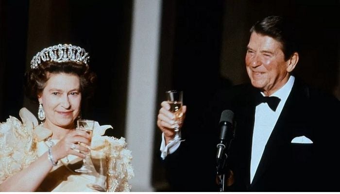 FBI reveals 1980s plot to kill Queen Elizabeth II