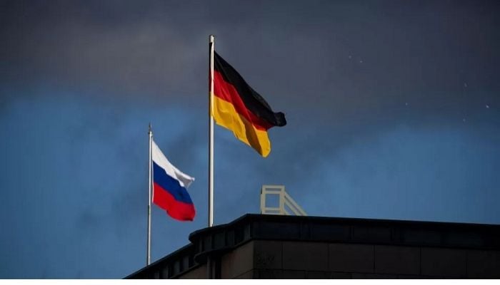 Hundreds of expelled Germans set to leave Russia