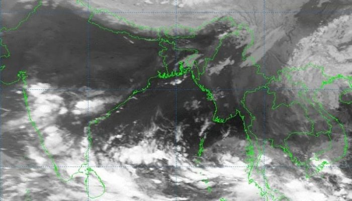 Low over Southeast Bay turns into a deep depression