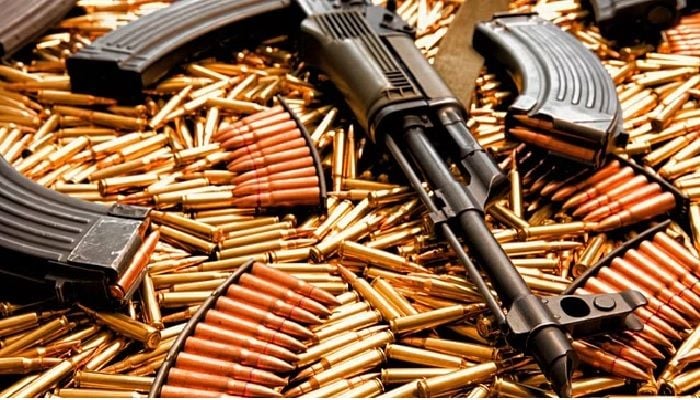 10 killed, 9 injured in Mexico shootout