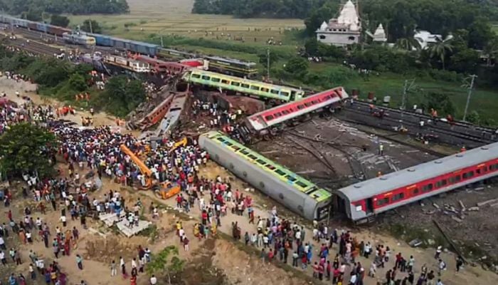 At least 288 dead in India train crash