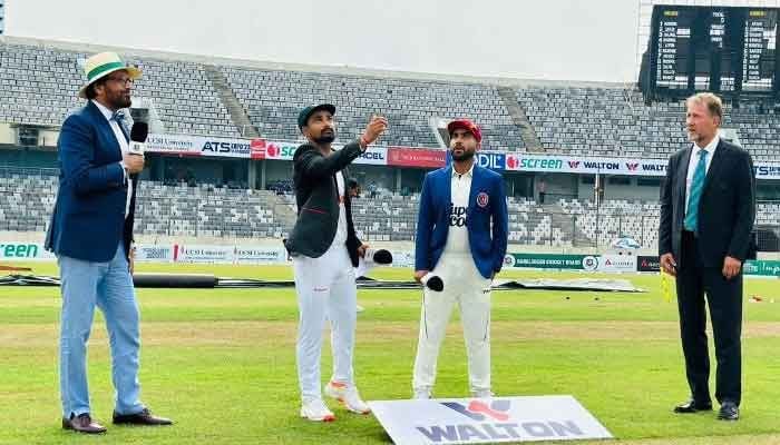 Bangladesh lose toss, sent to bat against Afghans