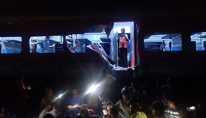 More than 230 dead in India train crash