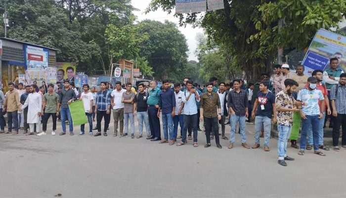 Students of 7 DU-affiliated colleges call off movement