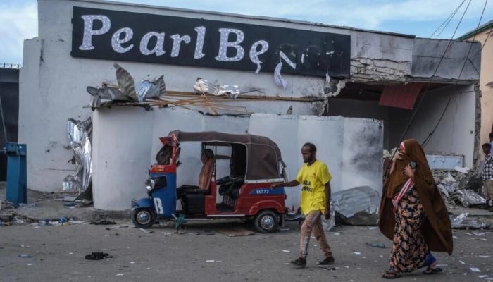 Six civilians killed in Somalia hotel siege