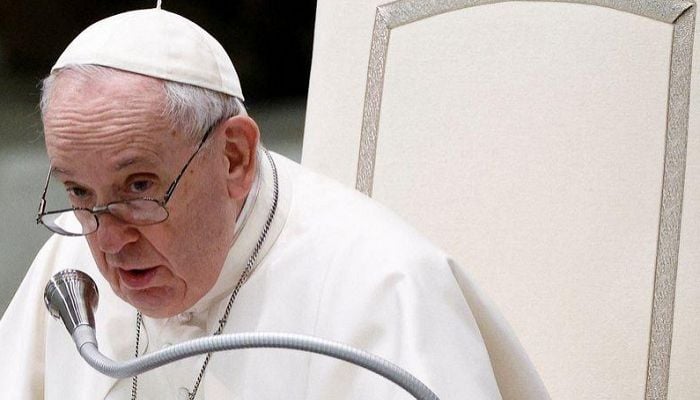 Pope offers prayers after Indian train disaster
