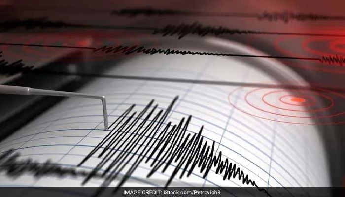 7.2 magnitude earthquake strikes near Tonga