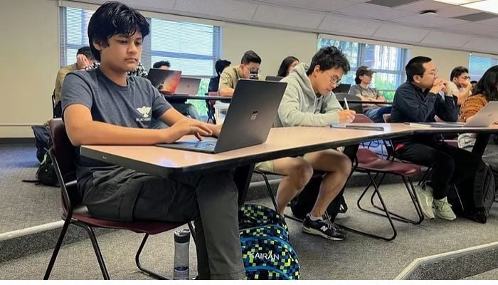 Bangladeshi-American boy, 14, set to join SpaceX as software engineer