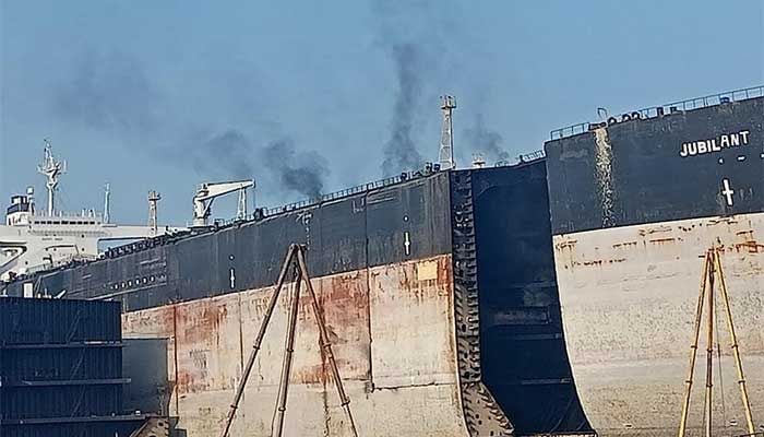 Bangladesh ratifies UN accord on ship recycling