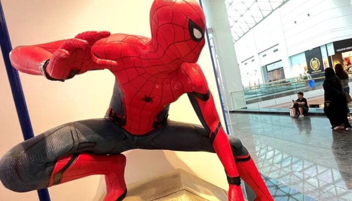 'Spider-Man' swings back to top of the box office