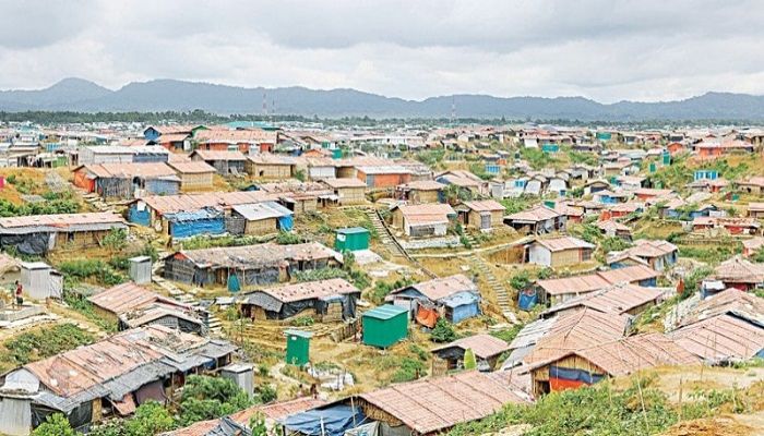 US delegation visits Rohingya camp in Cox's Bazar