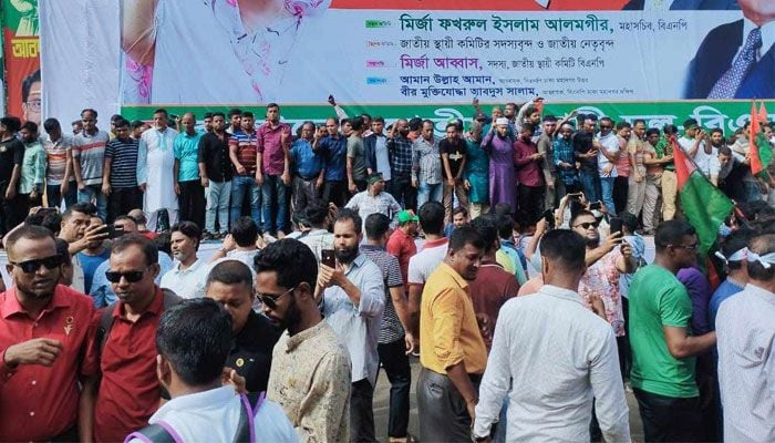 BNP leaders, activists gathering at Nayapaltan